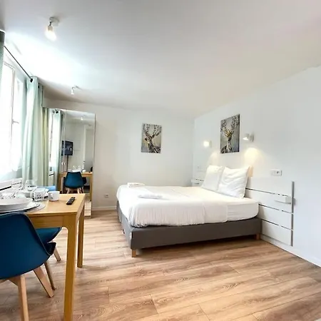 Le Cosy N6 Rer D 700m Appartement *